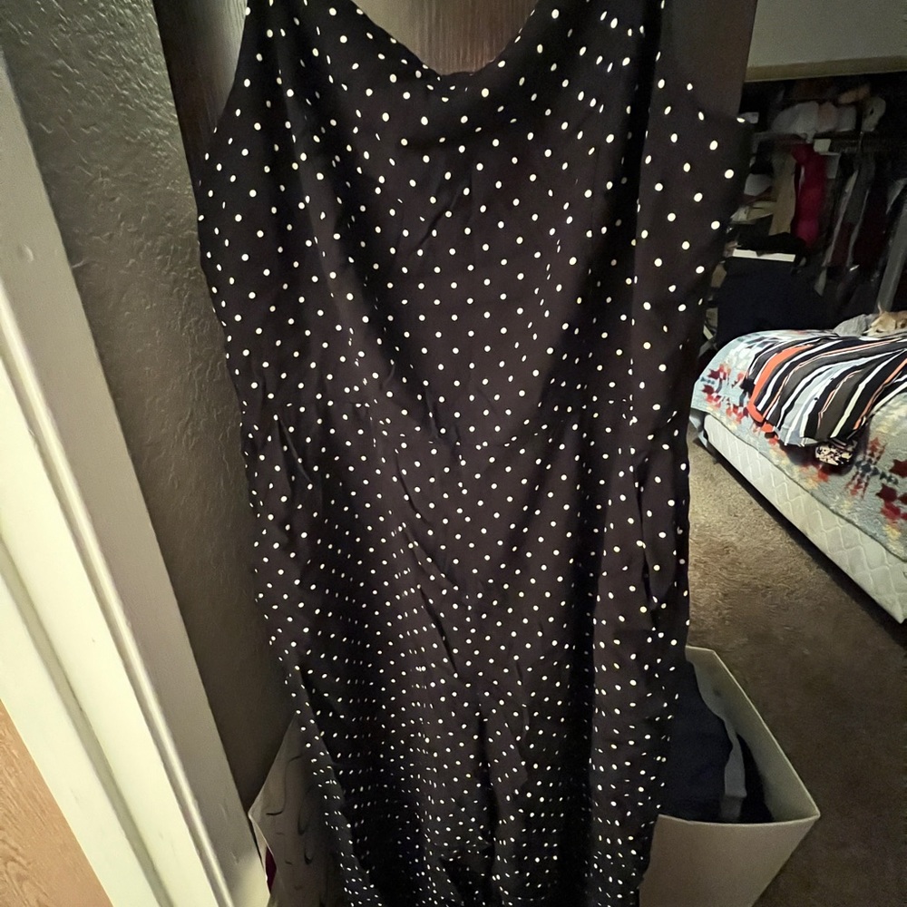 Summer romper blk & wht polka dot’s elasticized back